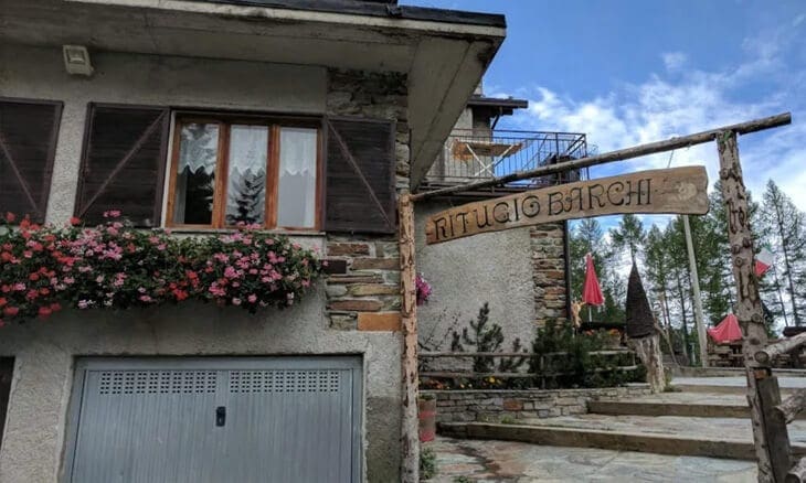 Ingresso del rifugio Barchi