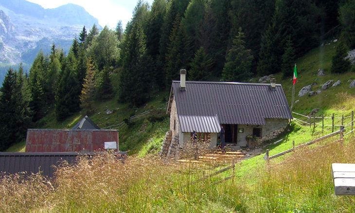 Rifugio Casere di Cregnedul